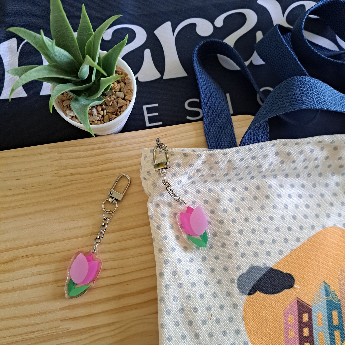 The Netherlands Keychain | Tulip