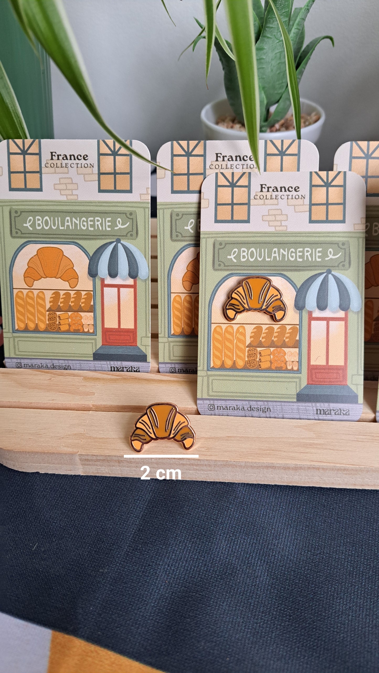 France - Pin | 🥐 Croissant