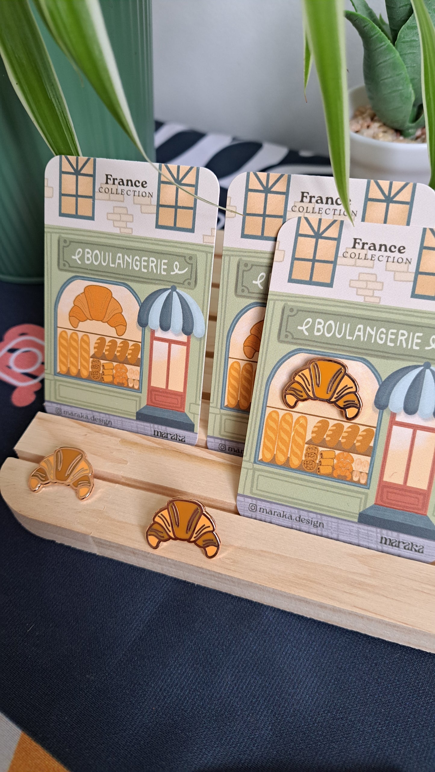 France - Pin | 🥐 Croissant