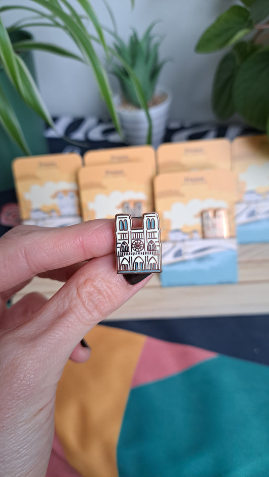 France - Pin | 🇫🇷 Notre-Dame