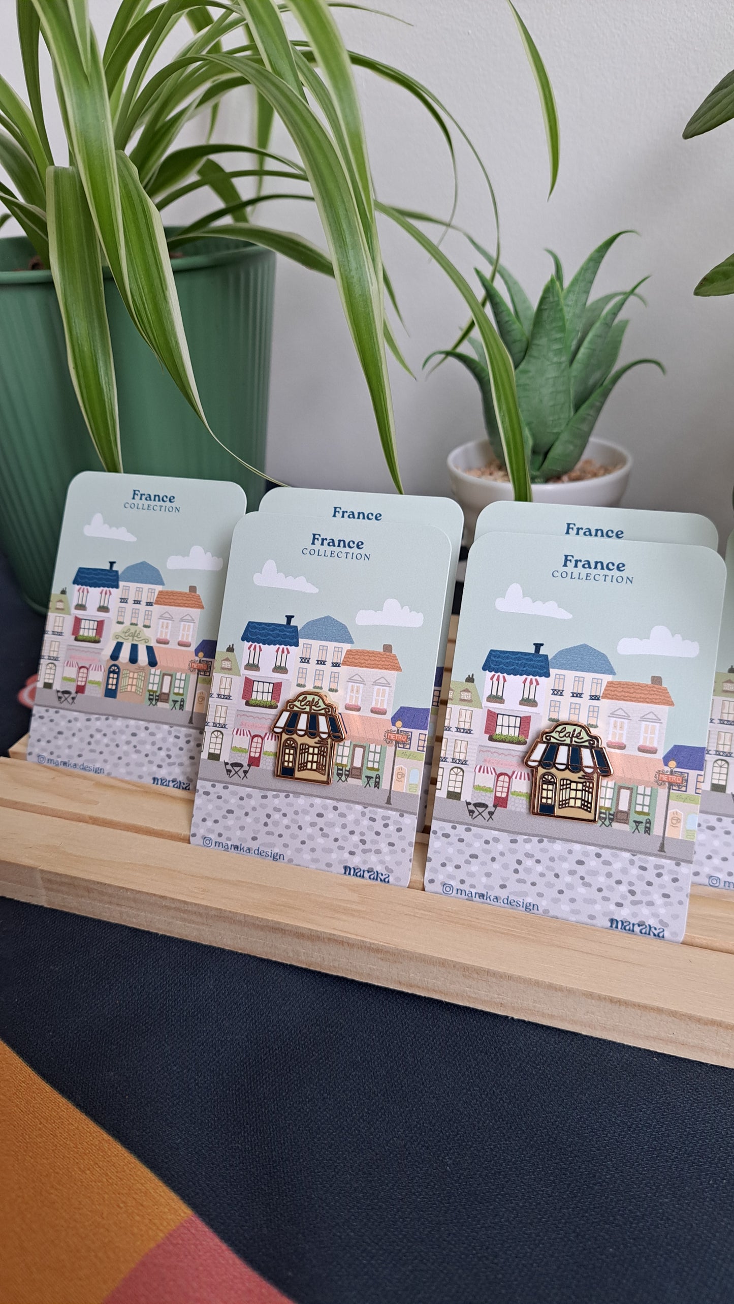 France - Pin | ☕ Café